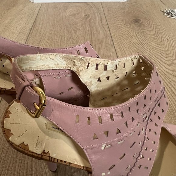 Pink leather upper Maxstudio contemporary slingback heel with cutouts - Picture 7 of 11
